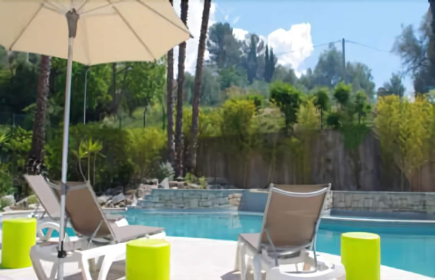 La Tour Carree - Grasse Sud Hotel Peymeinade Exterior photo