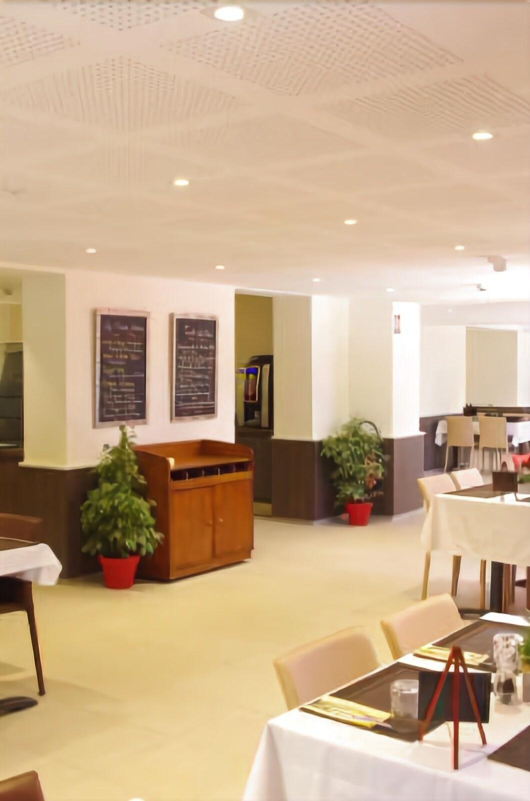 La Tour Carree - Grasse Sud Hotel Peymeinade Exterior photo