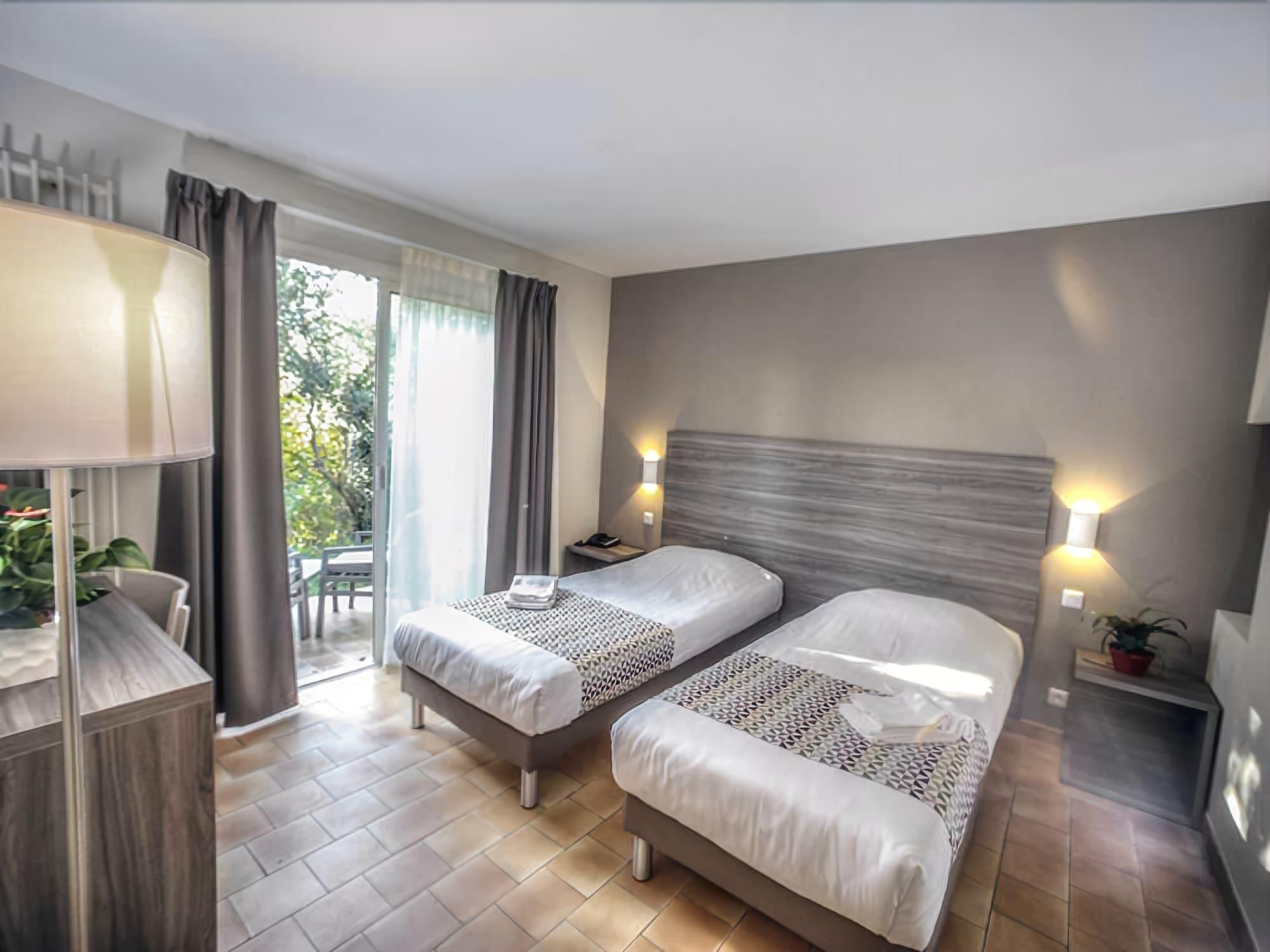 La Tour Carree - Grasse Sud Hotel Peymeinade Exterior photo